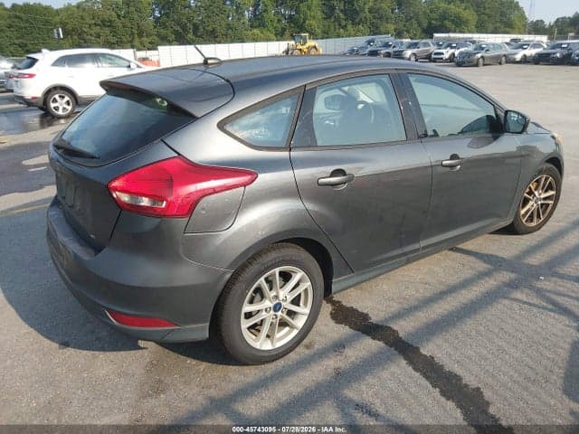 2018 FORD FOCUS SE 4