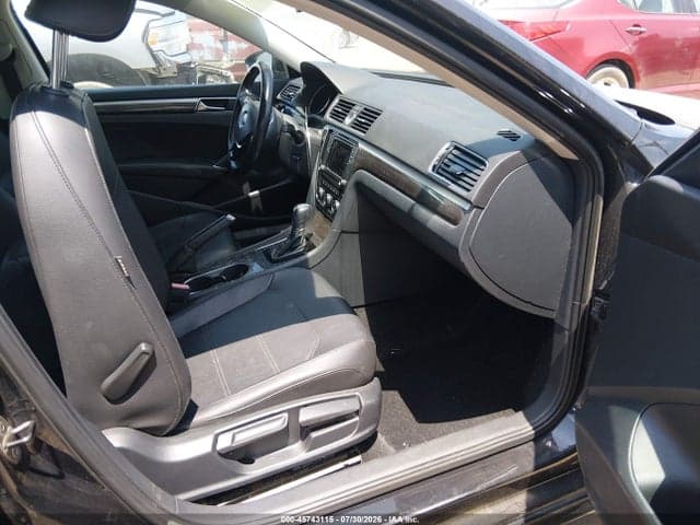 2017 VOLKSWAGEN PASSAT 1.8T SE 5