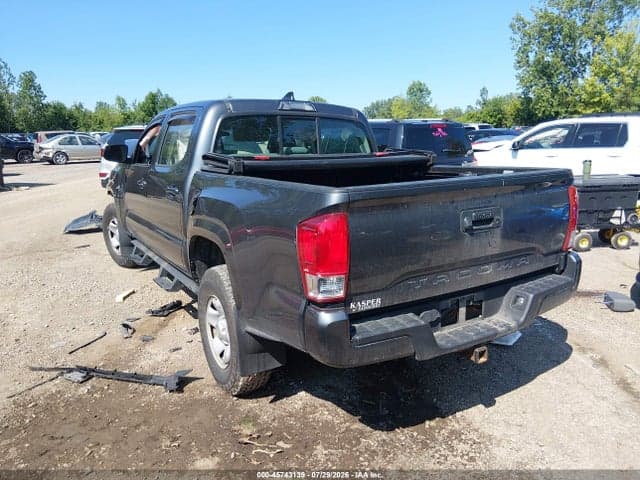 2017 TOYOTA TACOMA SR 3