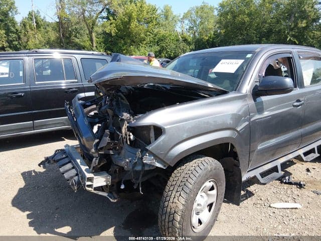 2017 TOYOTA TACOMA SR 6