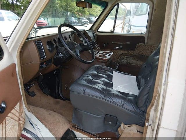 1983 CHEVROLET G30 6