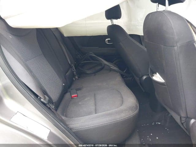 2019 KIA SOUL + 8