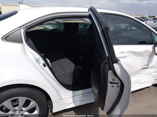 2024 TOYOTA COROLLA LE 8