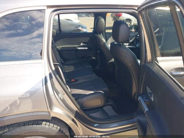 2020 MERCEDES-BENZ GLB 250 4MATIC 8