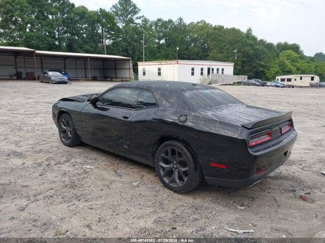 2020 DODGE CHALLENGER SXT 3
