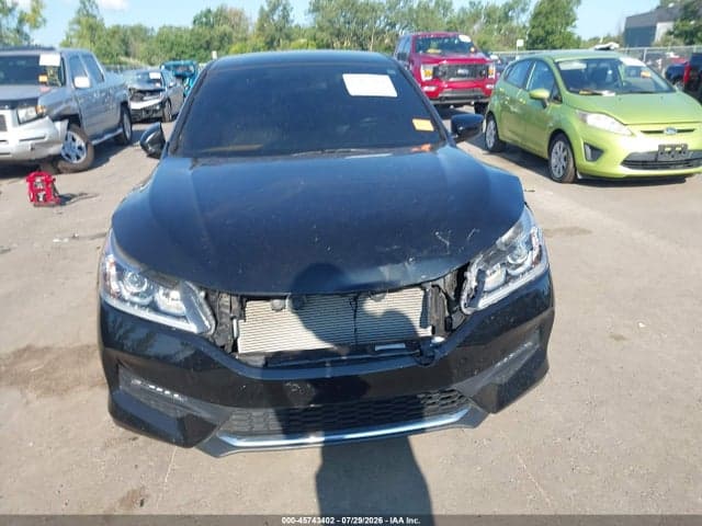 2017 HONDA ACCORD SPORT SE 12
