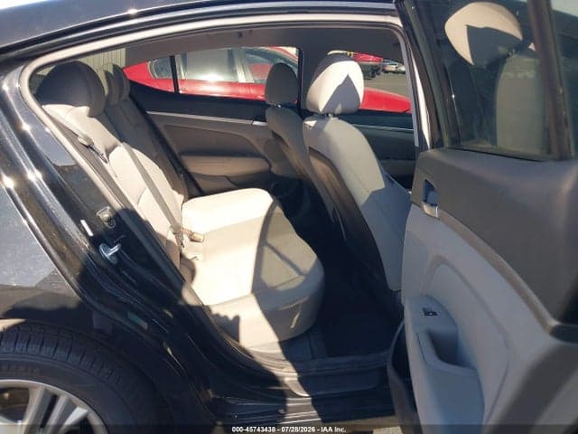 2019 HYUNDAI ELANTRA SEL 8