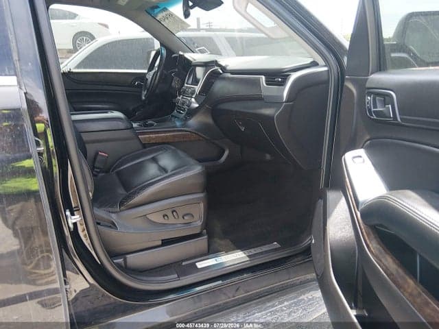 2017 CHEVROLET SUBURBAN LT 5
