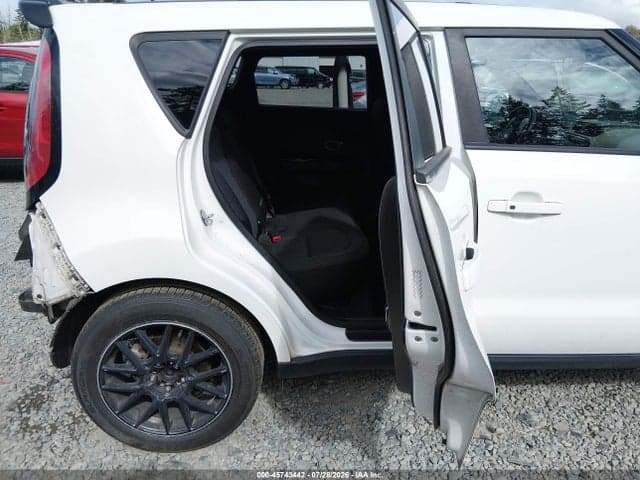 2017 KIA SOUL + 8