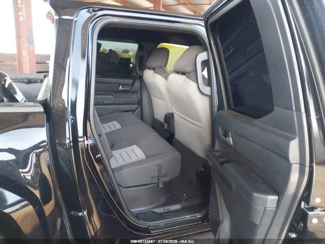 2025 TOYOTA TACOMA TRD SPORT 8