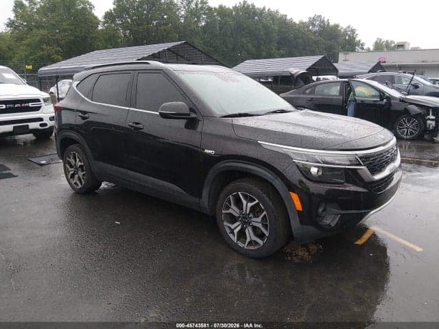 2021 KIA SELTOS EX 1