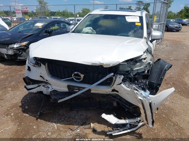 2018 VOLVO XC90 T6 R-DESIGN 6