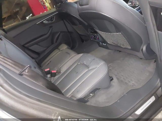 2019 AUDI Q8 55 PREMIUM 8