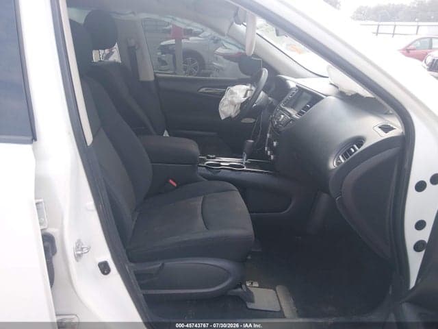 2017 NISSAN PATHFINDER S 5