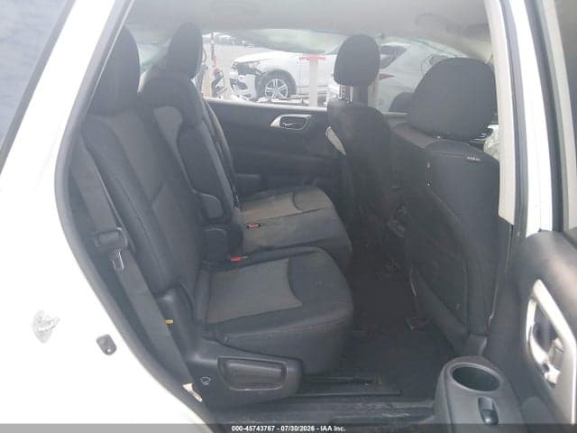 2017 NISSAN PATHFINDER S 8