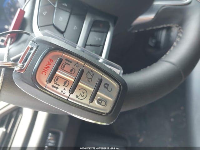 2025 CHRYSLER PACIFICA SELECT 11