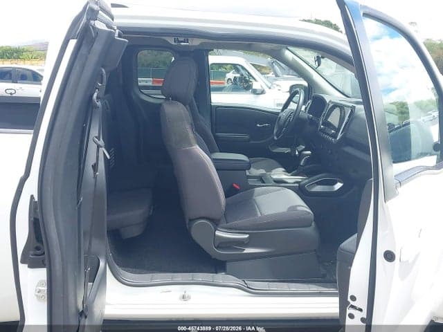 2025 NISSAN FRONTIER KING CAB SV 4X2 8