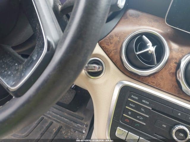 2020 MERCEDES-BENZ GLA 250 4MATIC 11