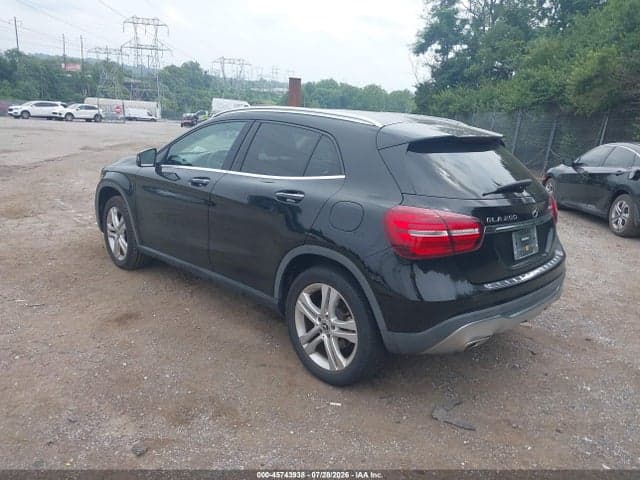 2020 MERCEDES-BENZ GLA 250 4MATIC 3