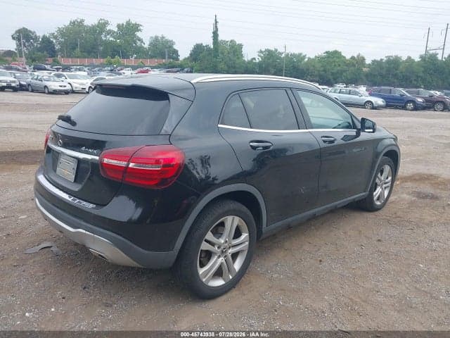 2020 MERCEDES-BENZ GLA 250 4MATIC 4