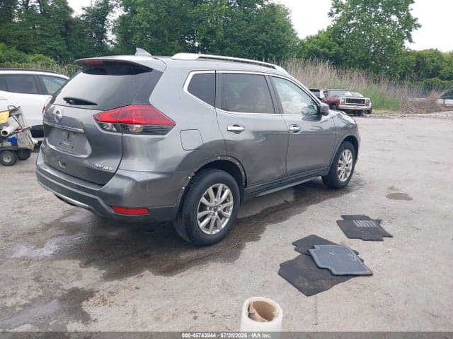 2018 NISSAN ROGUE SV 4