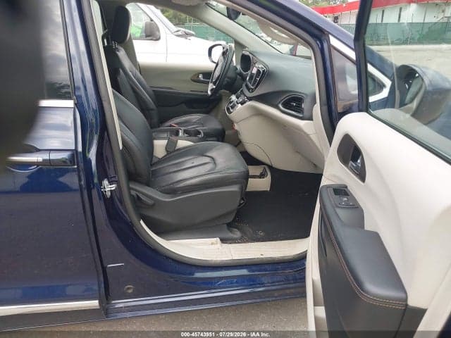 2019 CHRYSLER PACIFICA TOURING L 5