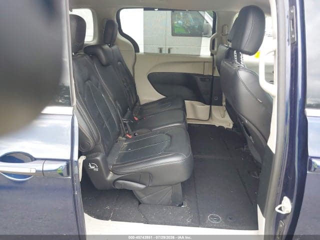 2019 CHRYSLER PACIFICA TOURING L 8