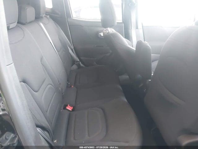 2021 JEEP RENEGADE LATITUDE 4X4 8