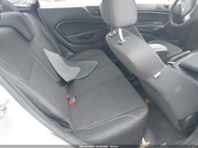 2017 FORD FIESTA SE 8