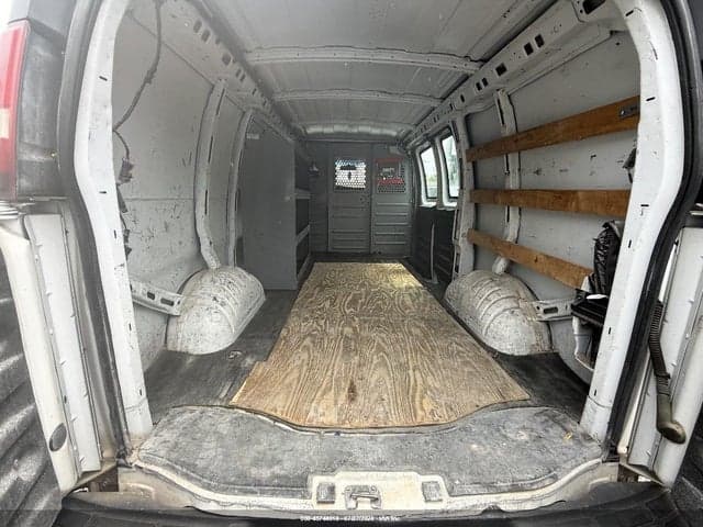 2018 CHEVROLET EXPRESS 2500 WORK VAN 8
