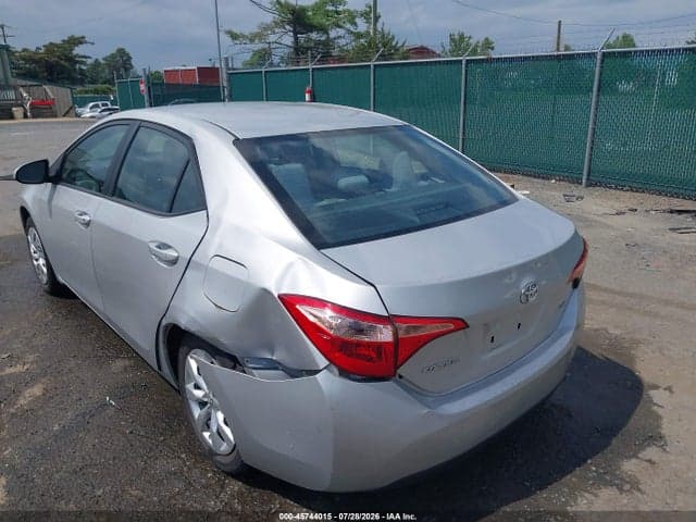 2017 TOYOTA COROLLA LE 6