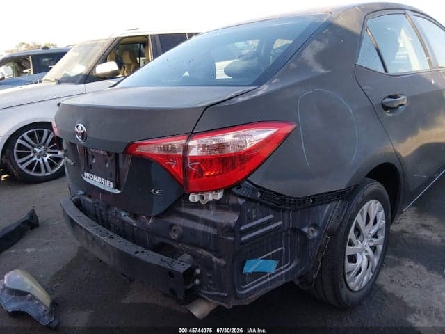 2017 TOYOTA COROLLA LE 6