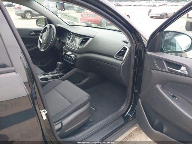 2017 HYUNDAI TUCSON SPORT 5