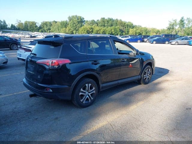 2017 TOYOTA RAV4 LE 4