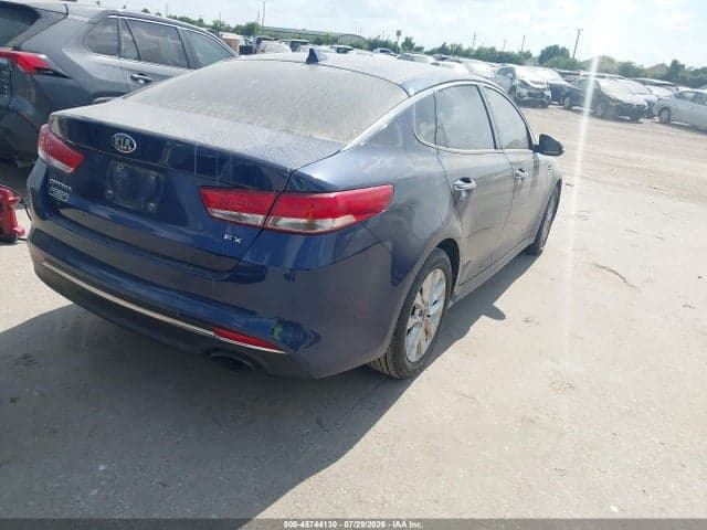 2017 KIA OPTIMA EX 4