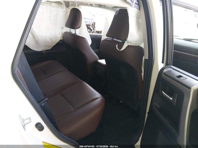 2017 TOYOTA 4RUNNER LIMITED 8