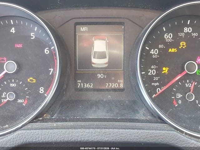 2017 VOLKSWAGEN PASSAT 1.8T SE 15