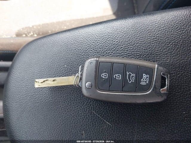 2019 HYUNDAI VELOSTER 2.0 11