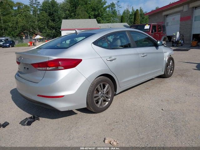 2018 HYUNDAI ELANTRA SEL 4