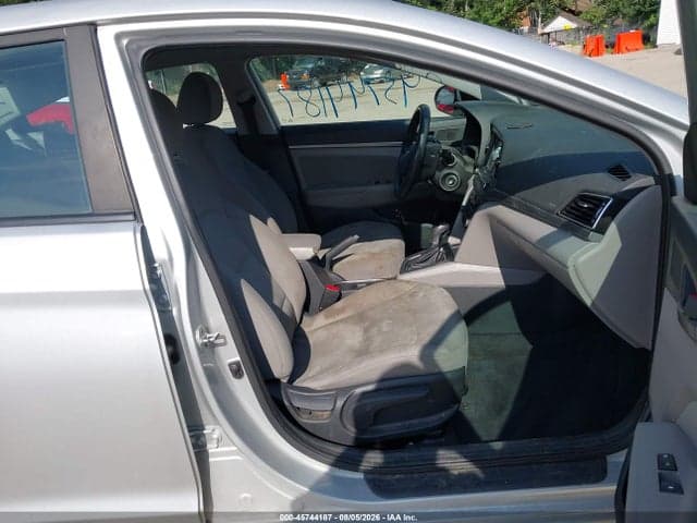 2018 HYUNDAI ELANTRA SEL 5