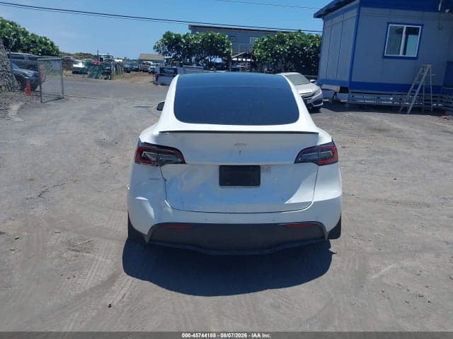 2021 TESLA MODEL Y LONG RANGE DUAL MOTOR ALL-WHEEL DRIVE 6