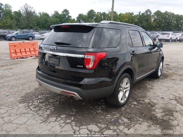 2017 FORD EXPLORER XLT 4