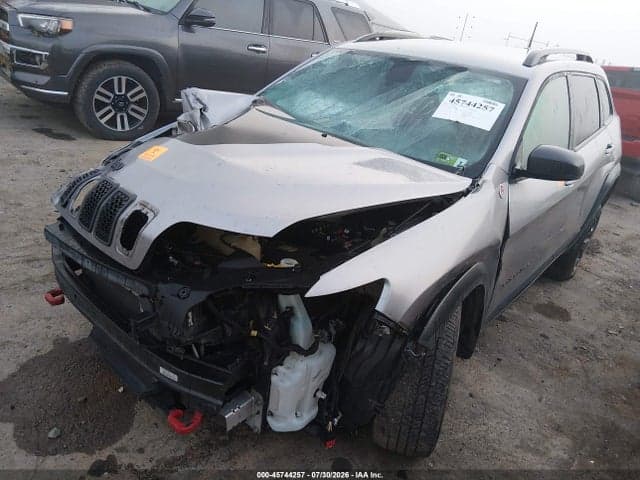 2019 JEEP CHEROKEE TRAILHAWK 4X4 2