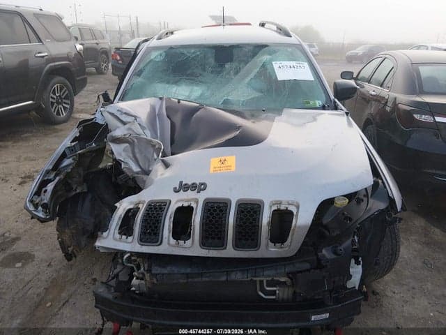 2019 JEEP CHEROKEE TRAILHAWK 4X4 12