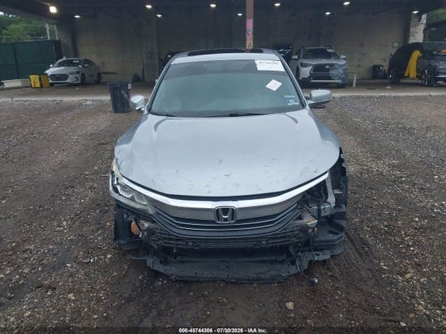 2017 HONDA ACCORD EX-L 13