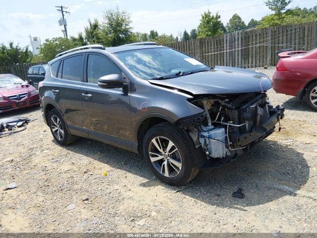 2017 TOYOTA RAV4 XLE 1
