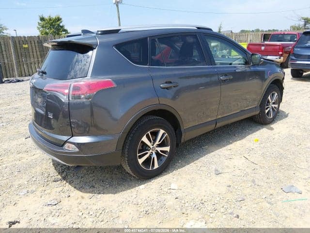2017 TOYOTA RAV4 XLE 4