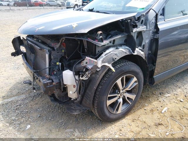 2017 TOYOTA RAV4 XLE 6