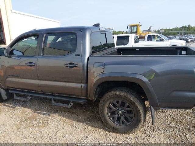 2021 TOYOTA TACOMA SR5 V6 15