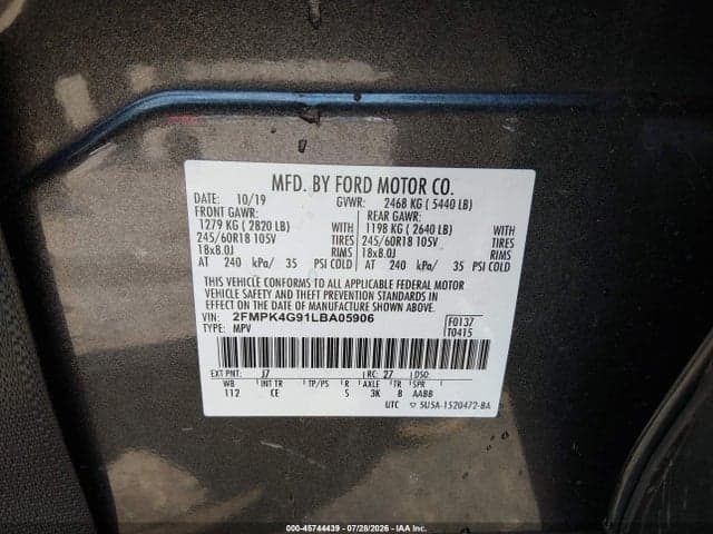 2020 FORD EDGE SE 9